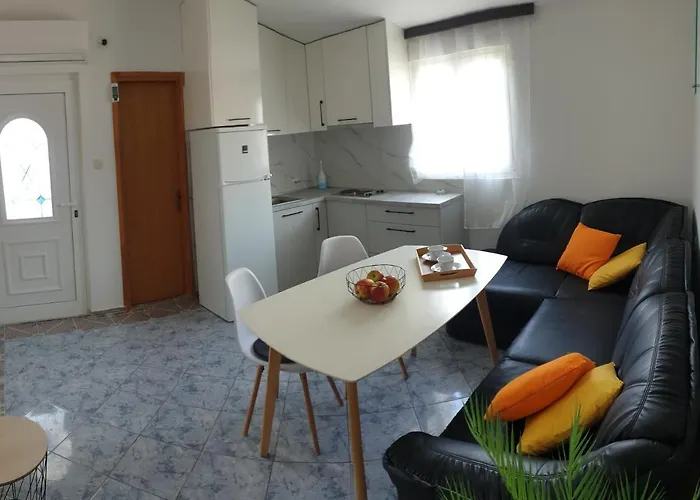 With Parking Space - 21465 * Vir